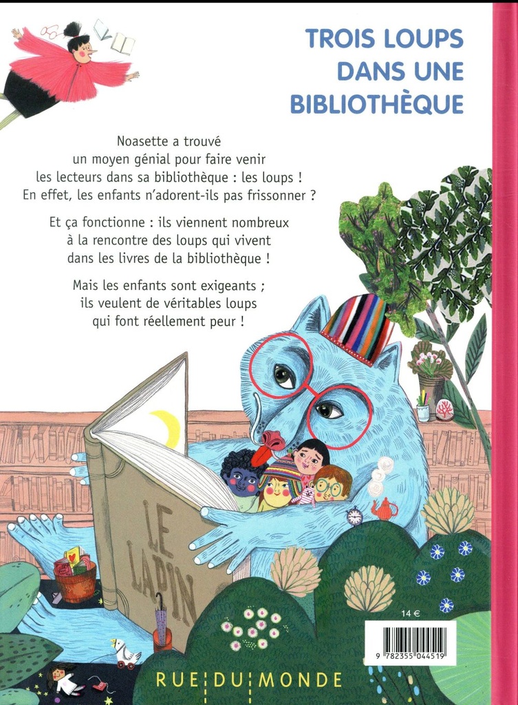 Trois loups dans une bibliotheque